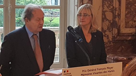 Jean-Marie Rouart de l’Académie française, président du jury du prix Gal F. Meyer/CNIH 2024 et Françoise Dumas, présidente de la CNIH et vice-présidente du jury du prix Gal F. Meyer/CNIH 2024